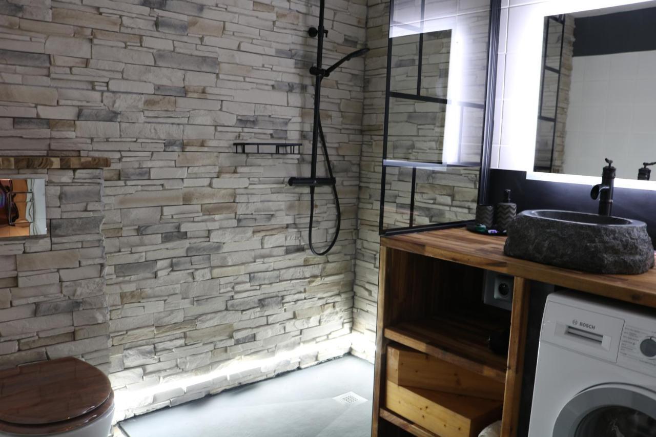 Duplex, 2 Sdb, 2 Chambres, Dans Impasse En Centre-ville Appartement